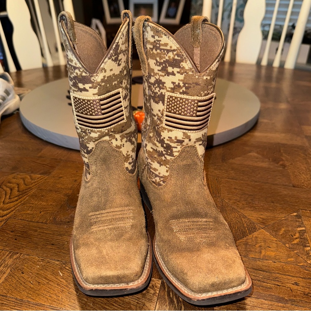 Big Kids Boys Ariat Patriot Western Boot Size 3.5
